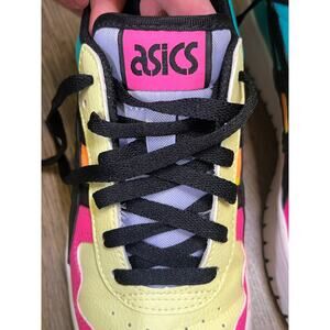 ASICS Colorblock Sneakers size 7.5